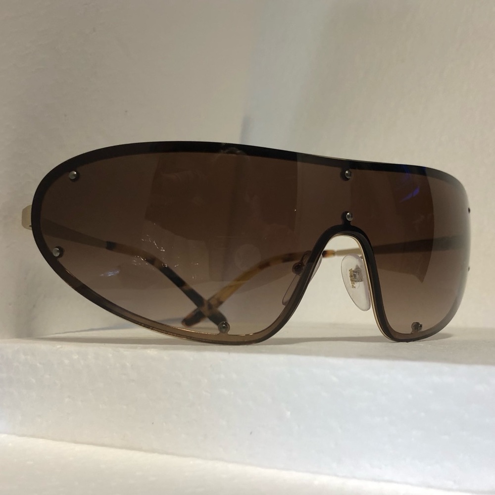 🆕 Prada bronze/brown studded shield sunglasses made in Italy 🇮🇹